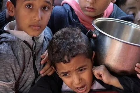 حملة اكفل طفلا يتيما او عائلة فقيرة